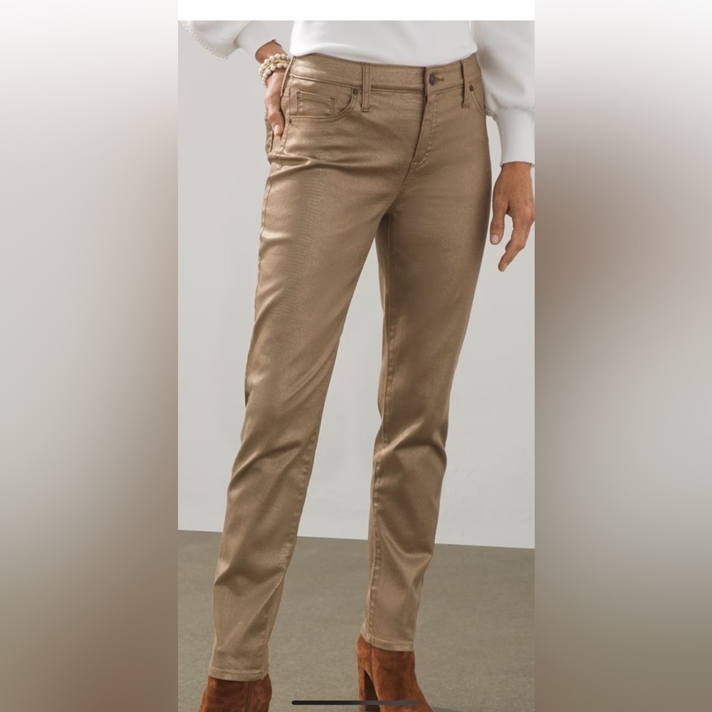 NWOT CHICO’S GIRLFRIEND COATED GATOR ANKLE JEANS